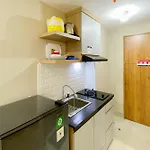 Homey And Well Furnished Studio Gateway Park Lrt City Bekasi Apartment By Travelio
